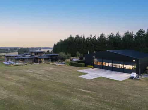 777 Mount Thomas Road, RD1, Fernside