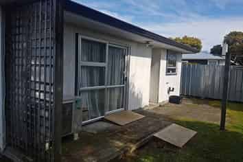 2/239a Vogel Street, Roslyn