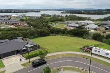 8 Wheriko Avenue, Glenbrook