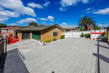 8A Hutton Street, Otahuhu