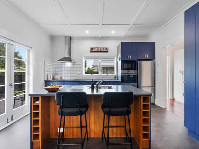 128 Vigor Brown Street, Napier South