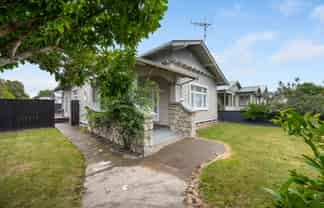 128 Vigor Brown Street, Napier South