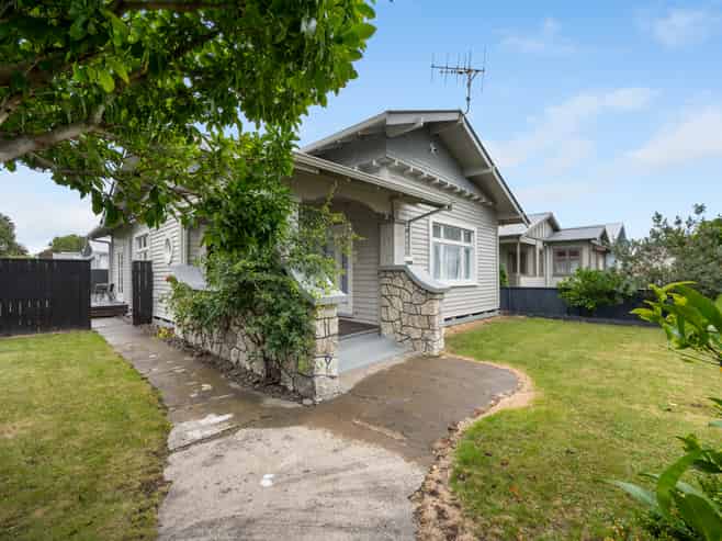 128 Vigor Brown Street, Napier South