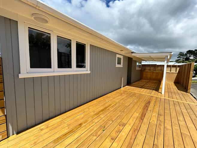 41 Woodlands Crescent, Browns Bay