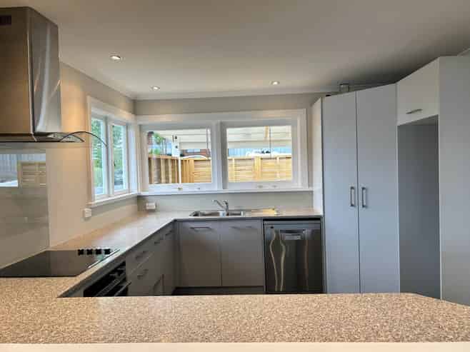 41 Woodlands Crescent, Browns Bay