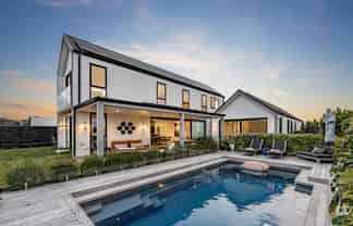 17 Dinning Road, Riverhead