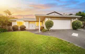 8 Javelin Place, West Harbour