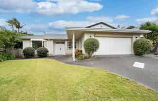 8 Javelin Place, West Harbour