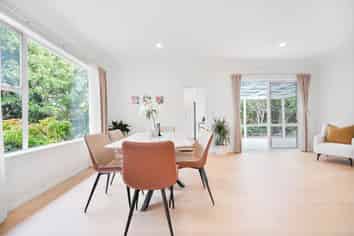 8 Javelin Place, West Harbour