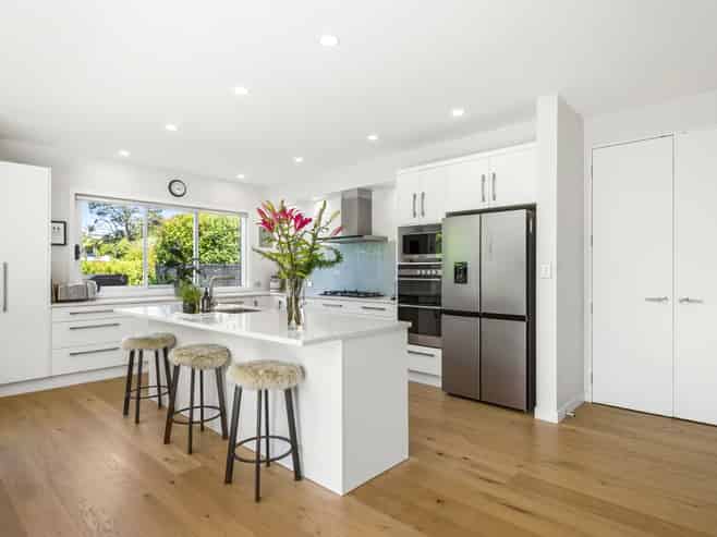 8 Tree Fern Trail, Campbells Bay