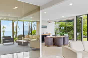 75 Cliff Road, Torbay