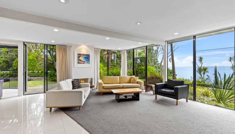 75 Cliff Road, Torbay