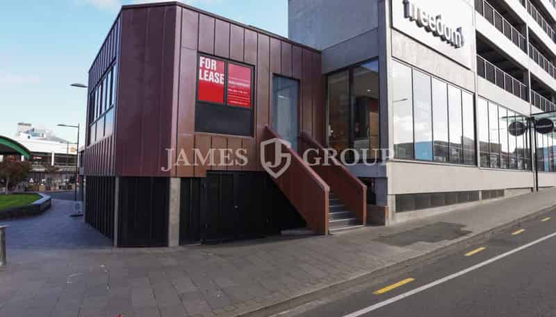 77 Broadway, Newmarket