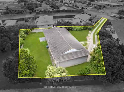 50 Latham Avenue, Pakuranga