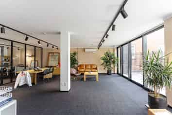 CONVENIENT KINGSLAND OFFICE
