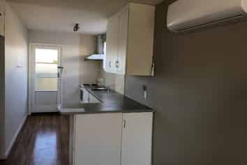 3/4 Division Street, Riccarton