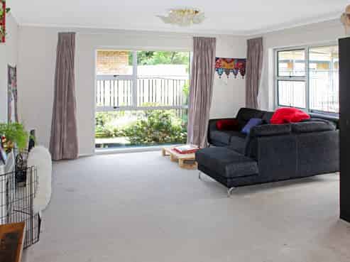 155b Ferguson Street, West End