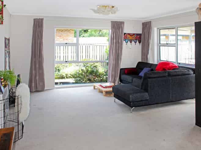 155b Ferguson Street, West End