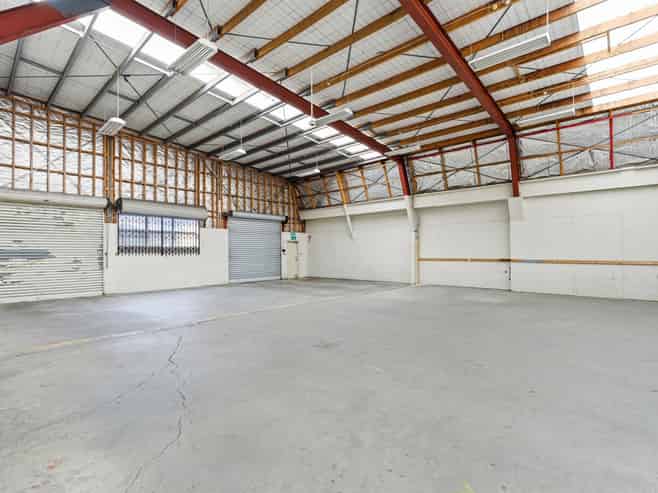 Scale, access and exposure