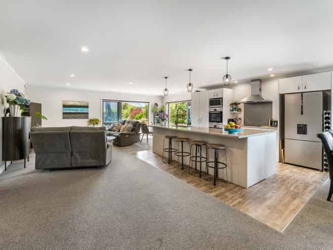 9 Artists Avenue, Beachlands