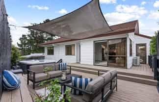 15A Coubray Place, Botany Downs