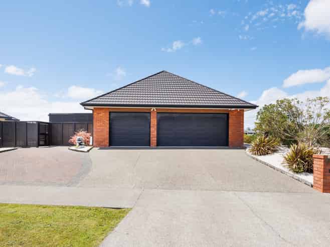 54 Cashmere Drive, Fitzherbert