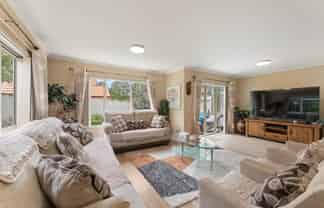 5 Dainton Place, New Lynn