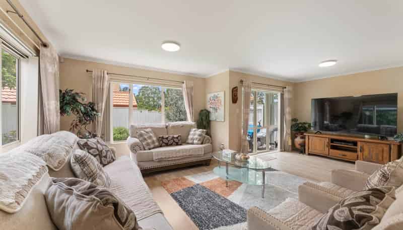 5 Dainton Place, New Lynn