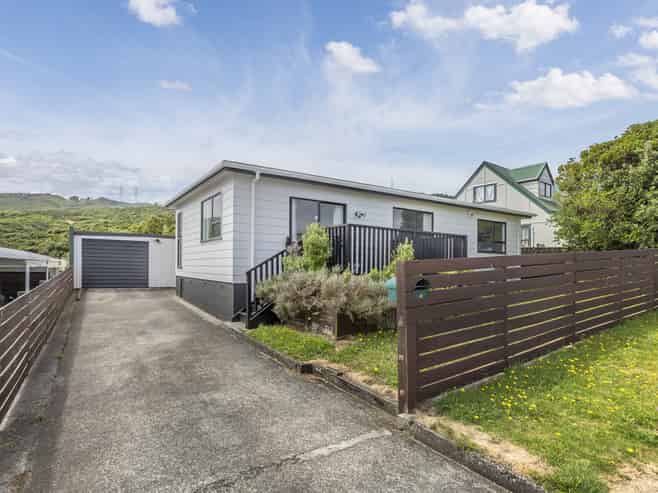 41 Nassau Avenue, Grenada North