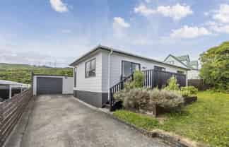 41 Nassau Avenue, Grenada North