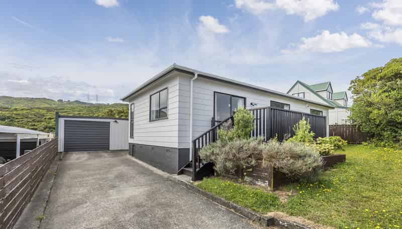 41 Nassau Avenue, Grenada North