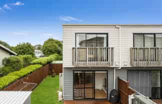 7/17 Woodford Avenue, Henderson