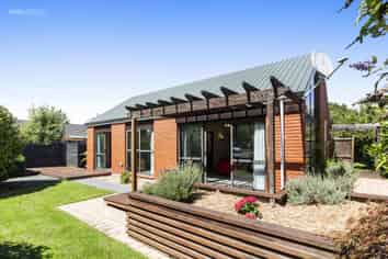 20 Lavandula Crescent, Burnside