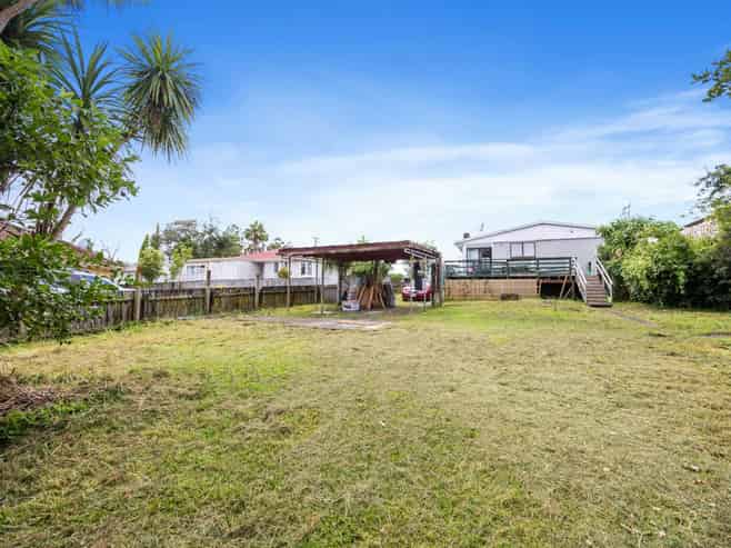 26 Kingdale Road, Henderson