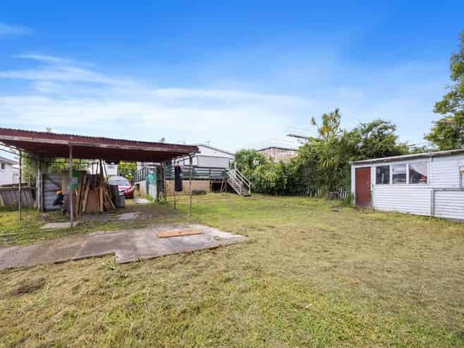 26 Kingdale Road, Henderson