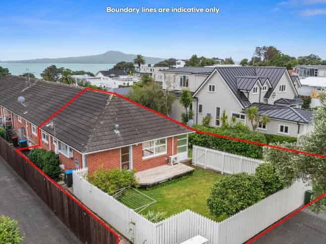 1/18 Springcombe Road, Saint Heliers