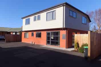 R2/76B Peer St, Upper Riccarton