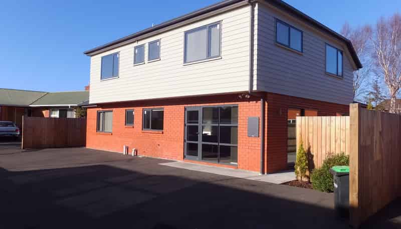 R2/76B Peer St, Upper Riccarton