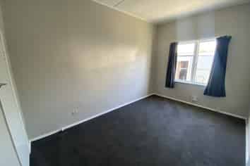 4/6 Roosevelt Street, Levin