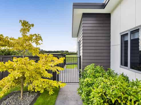 7 Mercade Close, Stratford