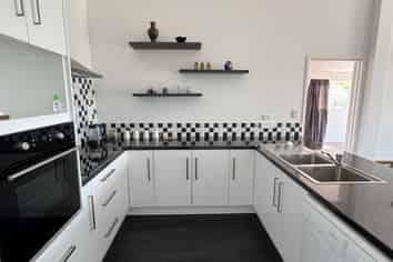 Auckland - Address withheld