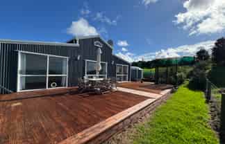 Auckland - Address withheld