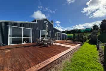 Auckland - Address withheld