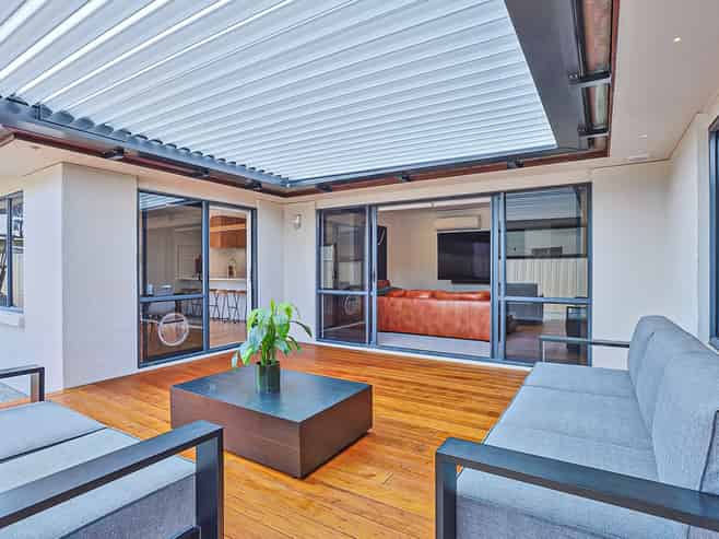 15 Pinotage Drive, Greenmeadows