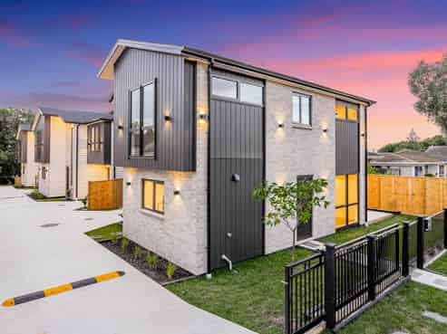 Lot 1&3/72 Woolfield Road, Papatoetoe