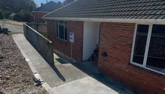 49 Glen Street, Marchwiel