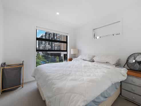 58  Rauemi Way, Te Atatu South