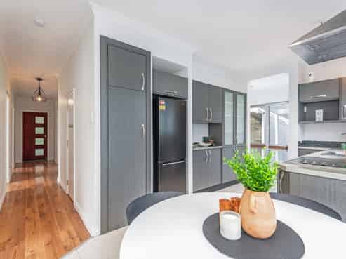 84 Fitzroy Street, Terrace End