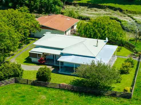 285 Waiomoko Road, Whangara