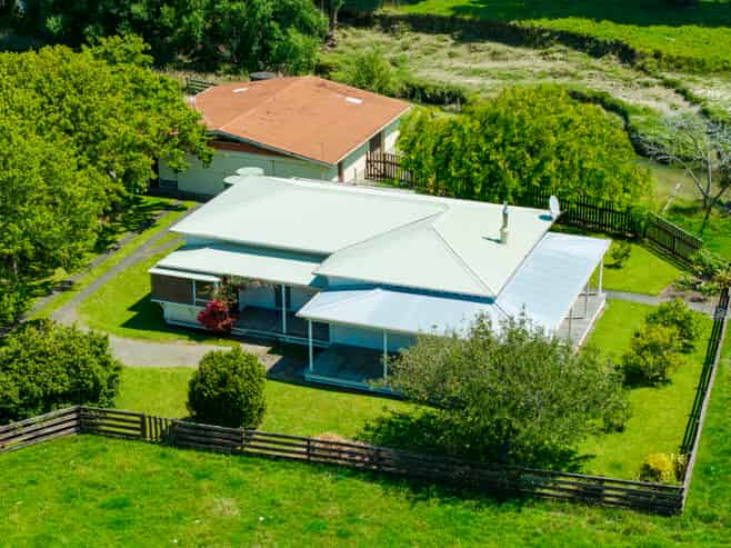 285 Waiomoko Road, Whangara